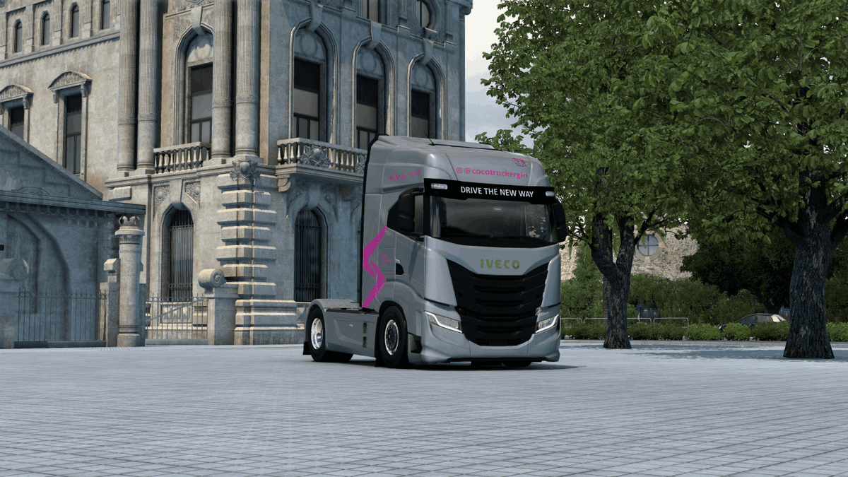 IvecoES's tweet photo. Hoy es el #DiaInternacionalDelVideojuego 🎮 y aunque estamos seguros de que tu #IVECO S-WAY no tiene nada que envidiarle al de la ficción ¡esta vez queremos que nos muestres tu diseño digital! 🚛👌
📸 IVECO S-WAY de @oticg diseñado para @eurotruck2br https://t.co/gh78rYX7es