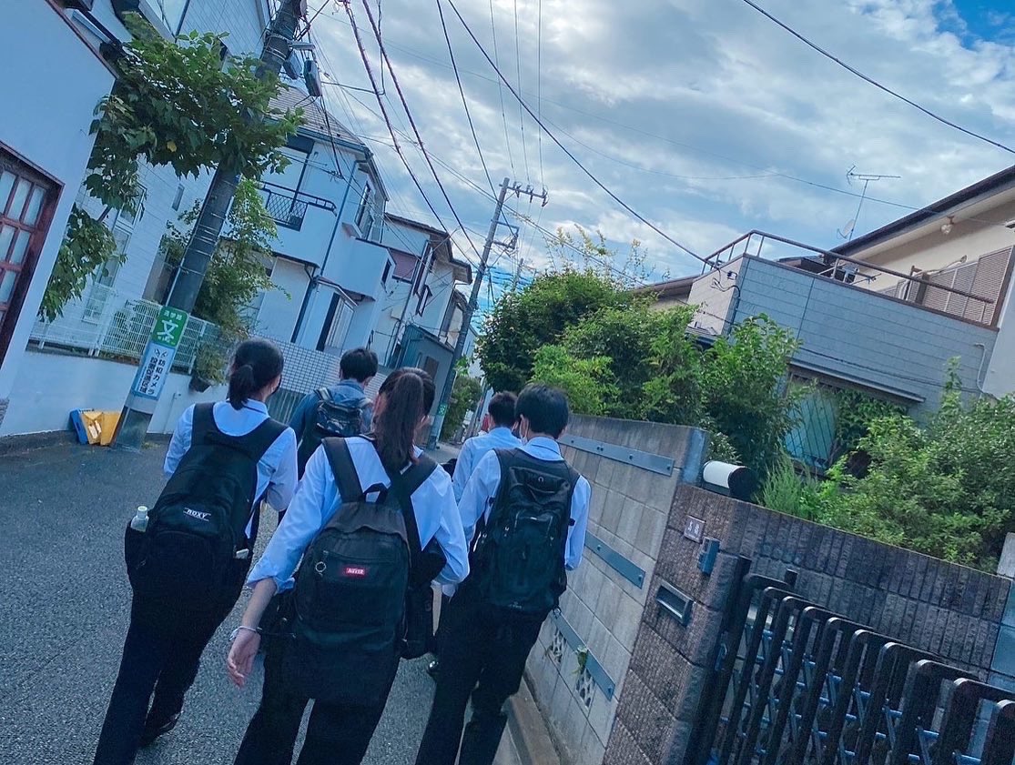 sswenjoy's tweet photo. 8月11日に東京都高等学校吹奏楽コンクール東日本組に参加しました！
結果は銀賞でした🥈
このコロナ禍で日々の活動や合宿など沢山練習し、本番では楽しんで演奏する事が出来た感謝の気持ちでいっぱいです❗️先生方や保護者の方々、先輩方本当にありがとうございます‼︎
これからも部員一同頑張ります！ https://t.co/eTyM2mRhPM