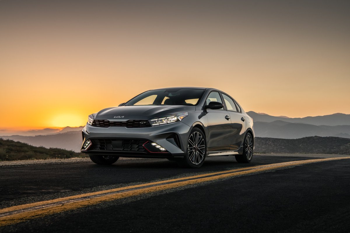 Automobiles Review tweet media