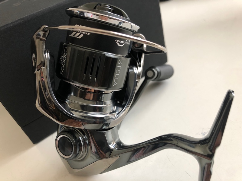 Anglers_survive's tweet photo. 遂にやっちまった。

#22STELLA
#2000HG
#年内入手諦めてた
#3000XGと5000XGも欲しい https://t.co/lrqlyYlMfa