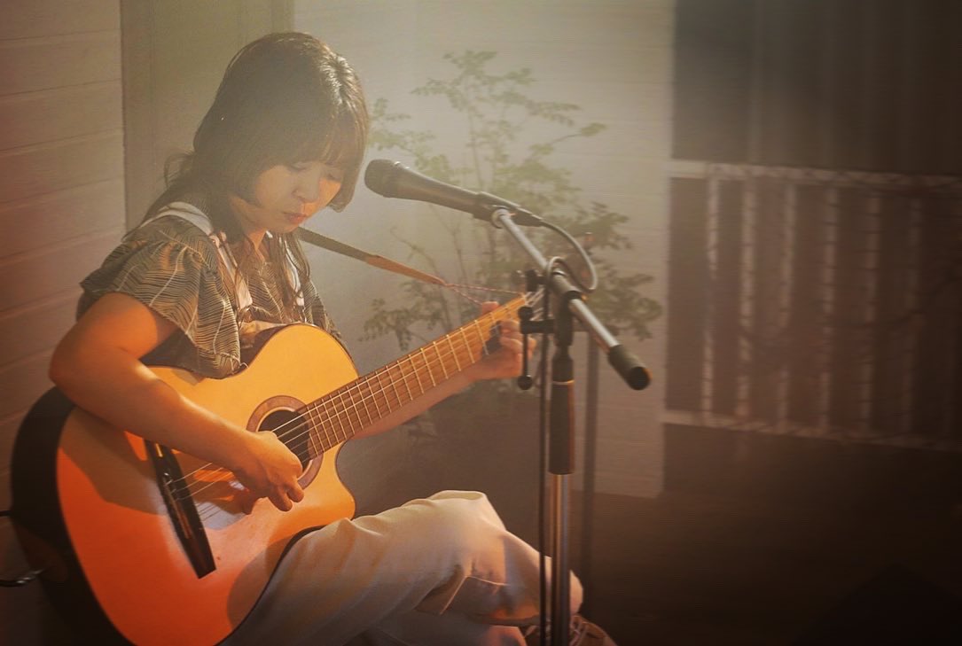 MOJO_MOJA's tweet photo. 【2022.8.28(sun)［Day Time］やっち〜presents.
『Future Vision』】
ダイジェスト③
ACT:イシヅヤシン/林和希/miina (※出演順)  
#mojomoja #モジョモジャ
#宮代 #埼玉
#東武動物公園駅西口
#ライブハウス #アートロッジ
#Live_digest #ライブ写真
#やっちー企画
#Future_Vision 
#miina https://t.co/u7XgtVkWE0