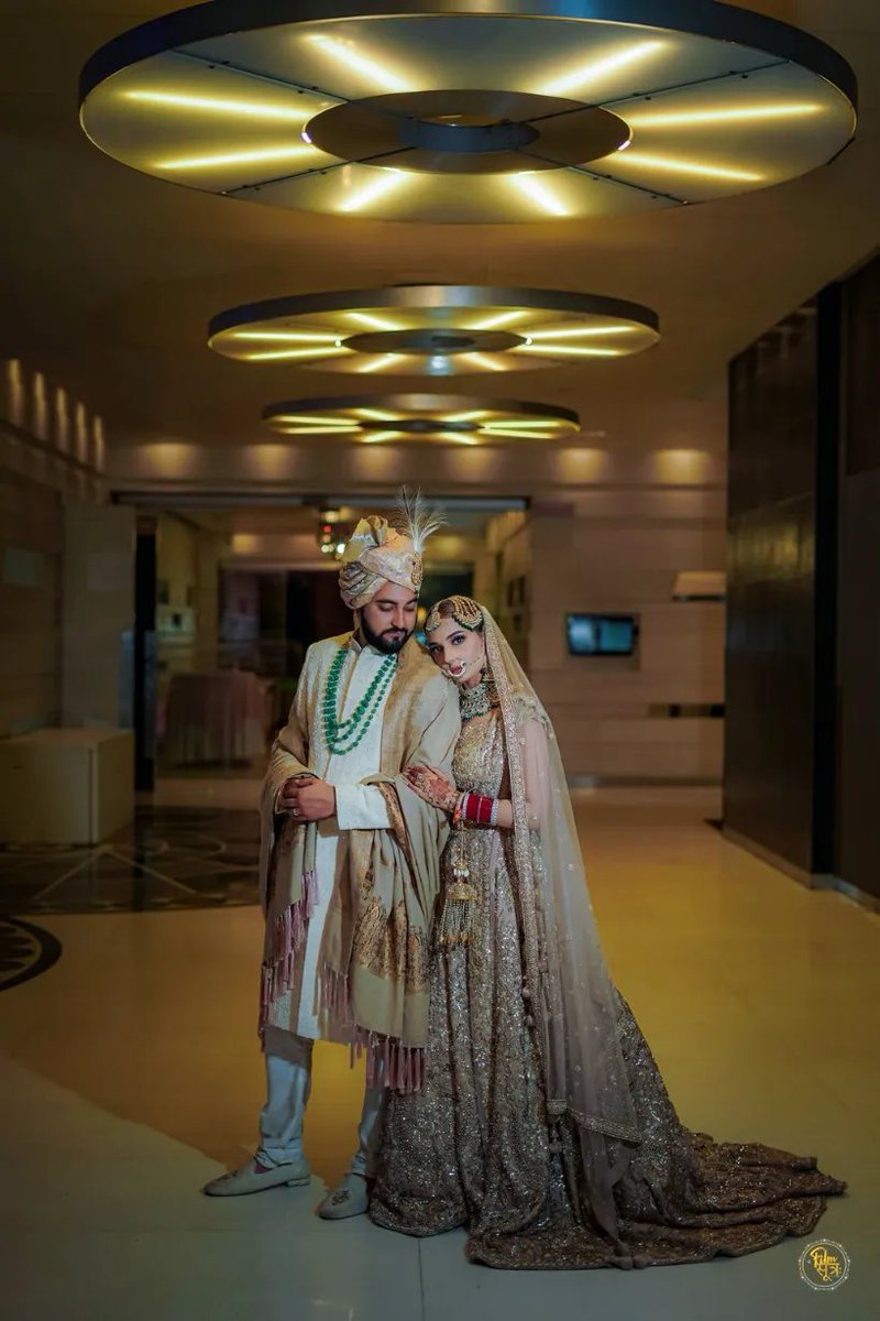 FilmSutra's tweet photo. Best luxury-wedding photographers in Delhi, we document every moment of your big day for you to cherish the memories for years to come.
https://t.co/PvOiga1VnP
#thefilmsutra #prewedding #photographer #wedding #photoshoot #candidshots #destinationweddig #luxurywedding #Destination https://t.co/rnhkqVvIkr