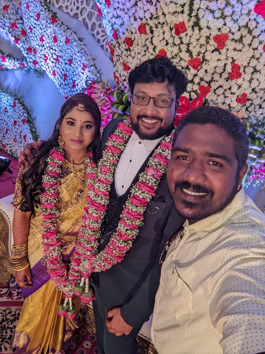 purushothammand's tweet photo. Heartful Congratulations anna 💐💐💐

Happy Married life bro @TaRRRaknani99 ❤️❤️❤️

#newlifenewbeginning #wedding 😻😻😻 .. https://t.co/nSNFgaumQ9