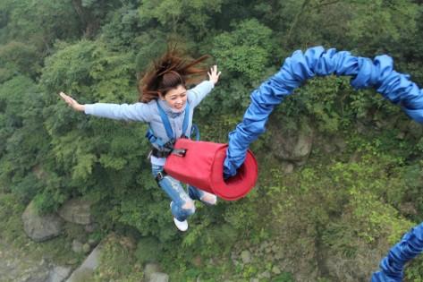 PerfectSeeking1's tweet photo. Have you ever done a #bungee #jump or plan to do that?
I know that is #crazy. But I think that must be a special #experience. You can take it into account to add to your #bucket list. Start to plan it!

Photo from Pixabay.

#perfectseeking https://t.co/F0KC8nJwkf
