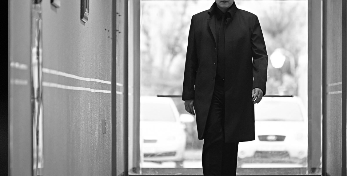 IM_BACK_GJ's tweet photo. ... ... 어엉, 그만큼 돈에만 미쳐있는 짭새도 있다던데에... 아이, 들은 얘기, 들은 얘기. 핳. https://t.co/2a9YZAH1iq