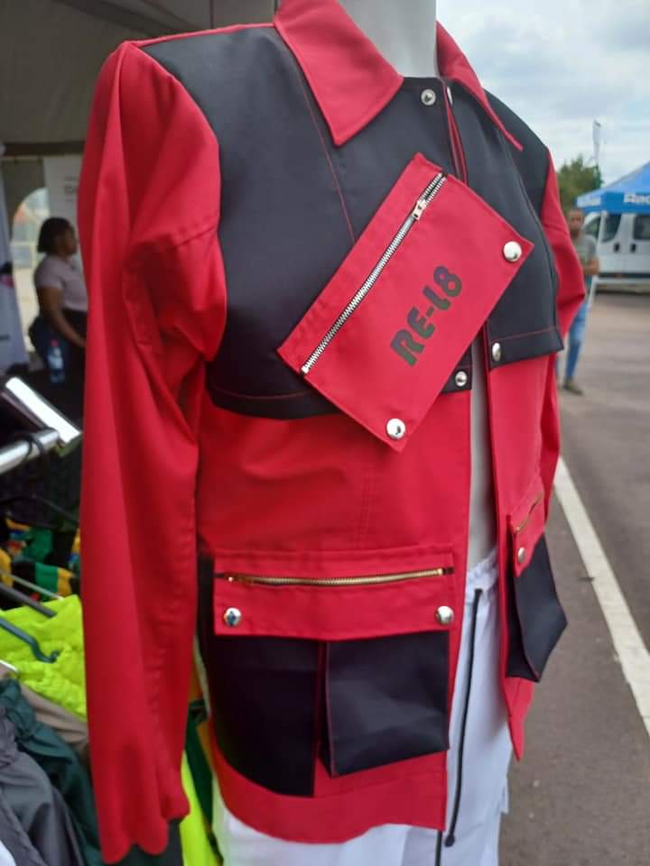 DSBD_SA's tweet photo. RE-L8 is a youth owned  clothing brand based in Rustenburg. They offer a variety of clothing brand from Fashion, Formal and sports clothing. Place your order: 072 803 5455

#BuyLocalBuyMadeInSA https://t.co/3UJouztZbO