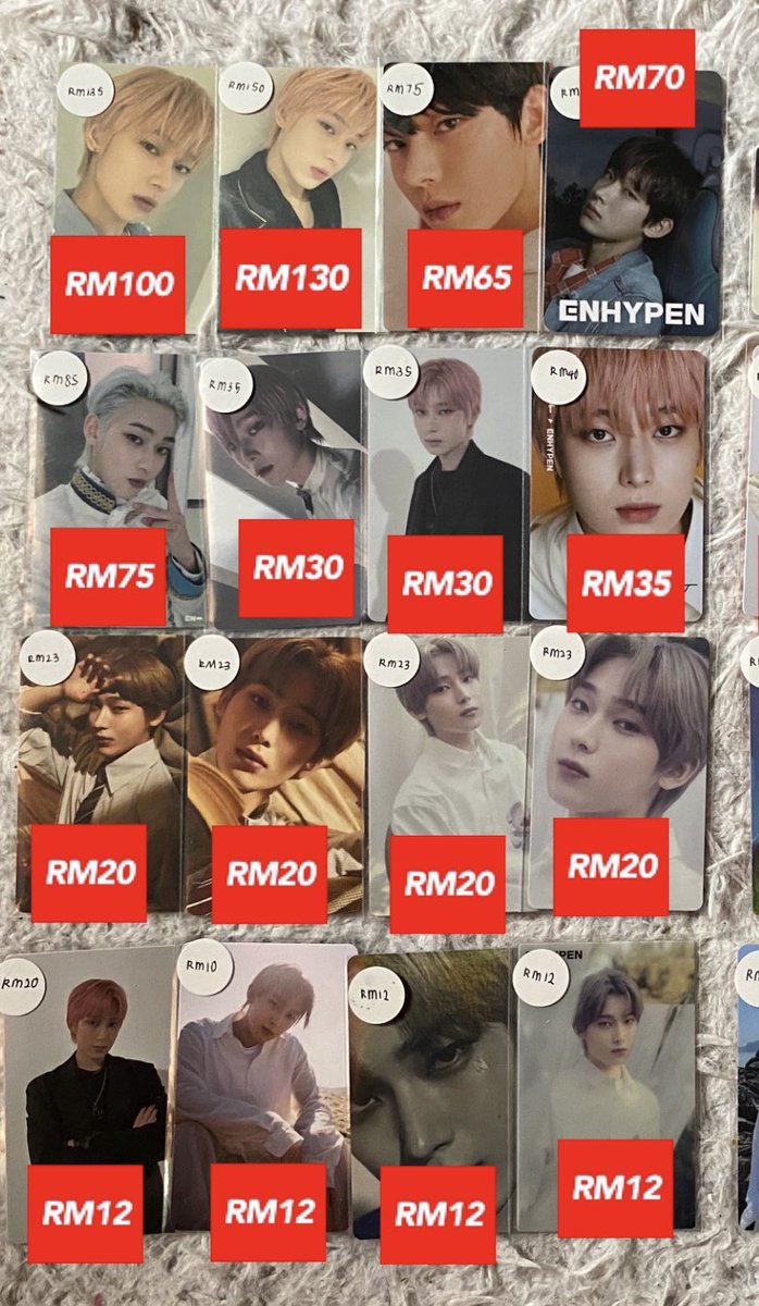 sunoosuzz's tweet photo. help rt 🇲🇾 wts

— price state on pict
— postage RM8 WM RM15 EM
— late postage 
— serious buyer only
— price reduce alot, help me clear this

#pasarENHYPEN https://t.co/T1WyEDTNbx