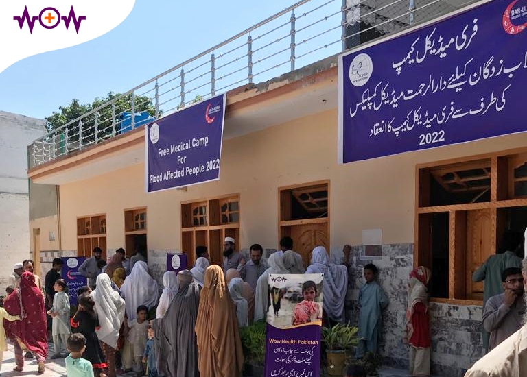 WoWHealthPK1's tweet photo. WoW Health Pakistan saving lives in Charsadda, in partnership with CHEF International.

Flood victims can call us 24/7 on our Flood Relief Hotline: 0335-5558626

#WoWHealthPK #FloodsInPakistan #FloodRelief #Pakistan #PakistanFloods https://t.co/ErNAj3lvDO