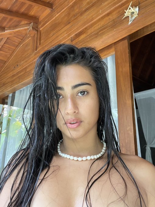 ✨ All you need is love. https://t.co/mSIpkkYK1U 🫦 https://t.co/QmBcBuMmTm