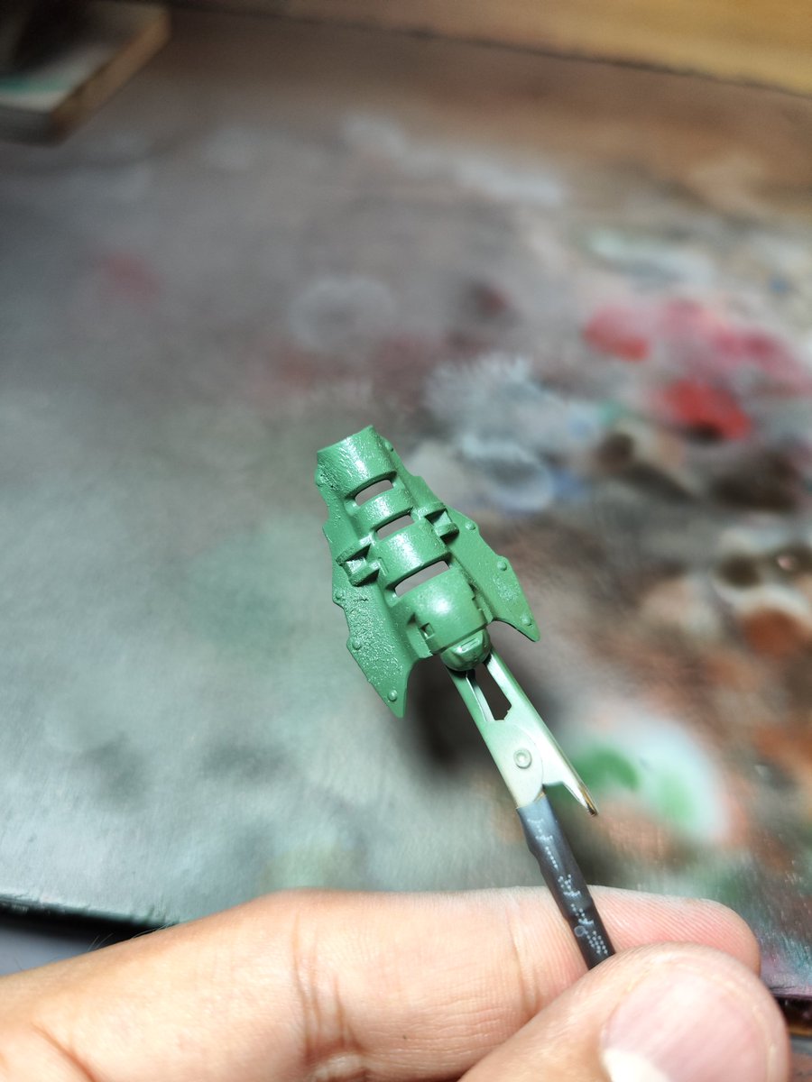 HobbyLifeStudio's tweet photo. 1/35 ZW18 Spideath
ทำเทคเจอร์ผิวสนิมไป ด้วยการนำกาวฝาเขียวกับtamiya putty สแตมด้วยฟองน้ำ แล้วค่อยพ่นสีพื้น ช่วงบ่ายเอาแค่นี้ก่อน เดี๋ยวกับมาทำต่อช่วงดึกๆ ตอนนี้ขอไปเดินเล่นGundam Baseก่อน
#TakaraTomy #Zoids #ZoidsWild #Spideath https://t.co/n1UOMVbmiA