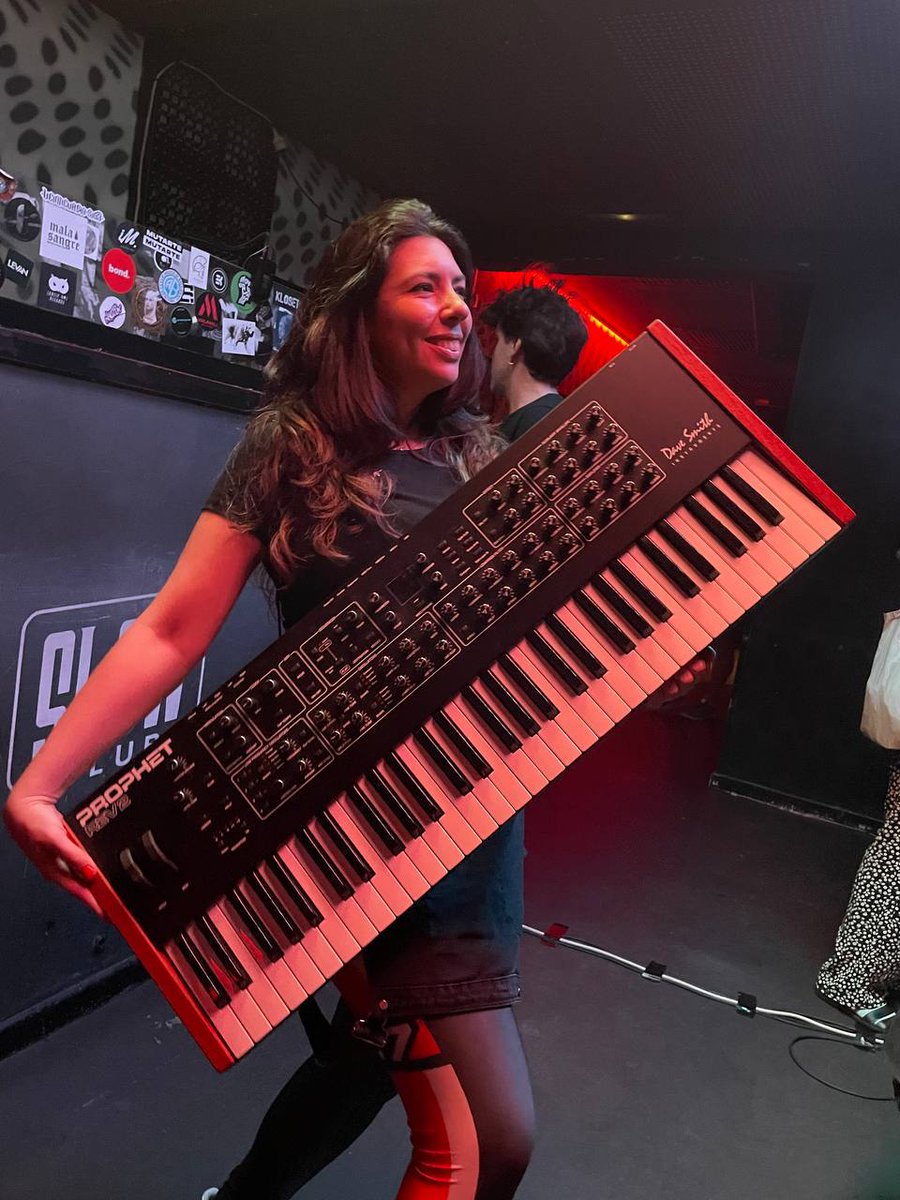 SunesisMusic's tweet photo. Now you know why I don't take it out so much🥵🥵 but looks soo cute #prophetrev2🤤
#missioncontrolevent #musicforspacestations #hardwaresynth https://t.co/IKxNIX280G