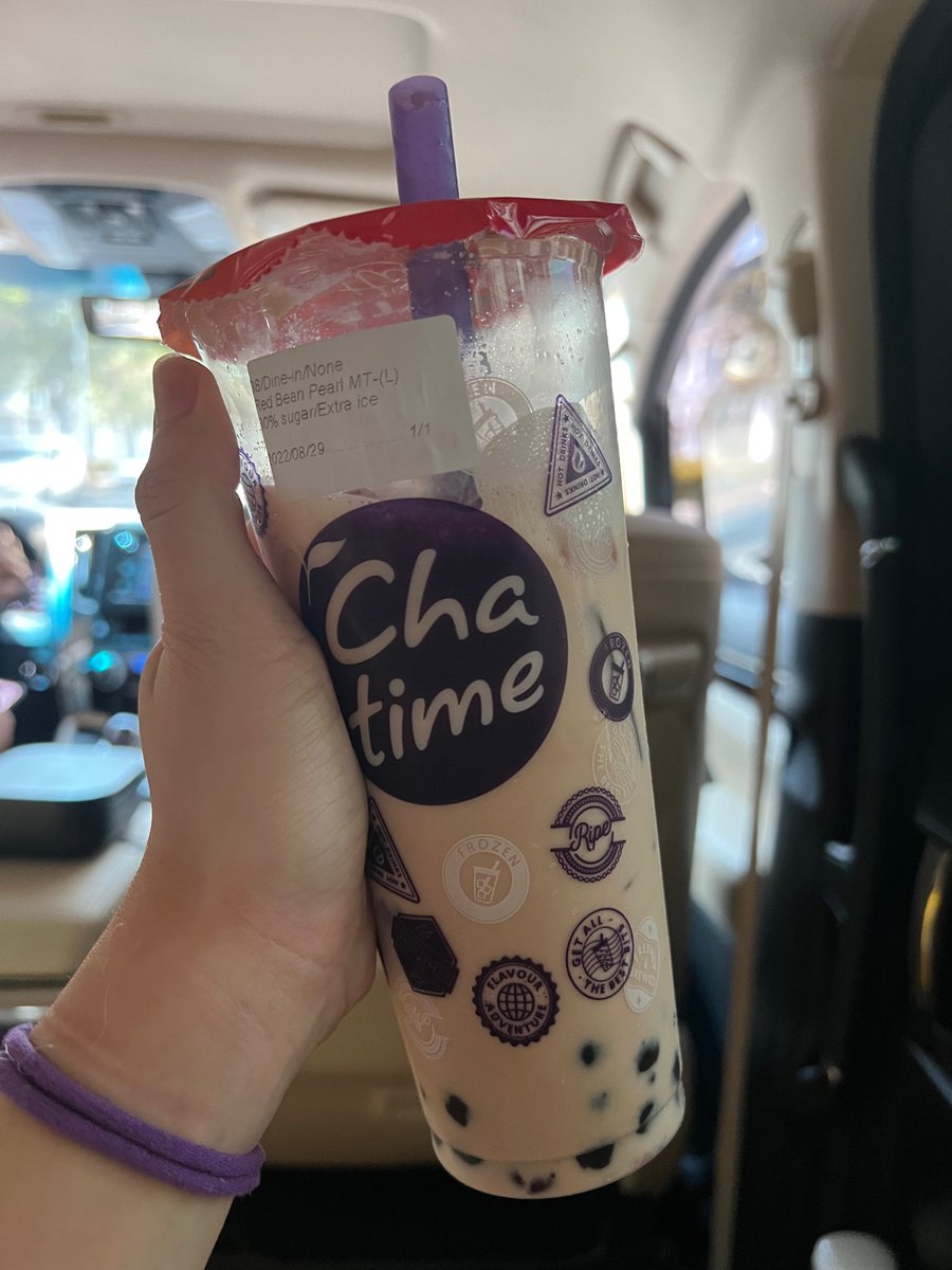 Dianeyap's tweet photo. First milk tea in three months to make me feel better! ☺️ https://t.co/OQisMQo6VV