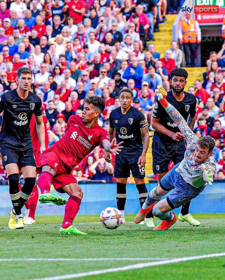 FaktaSepakbola's tweet photo. Roberto Firmino kembali dengan "no look goal" nya 😁 https://t.co/0GMCDuB3Kw