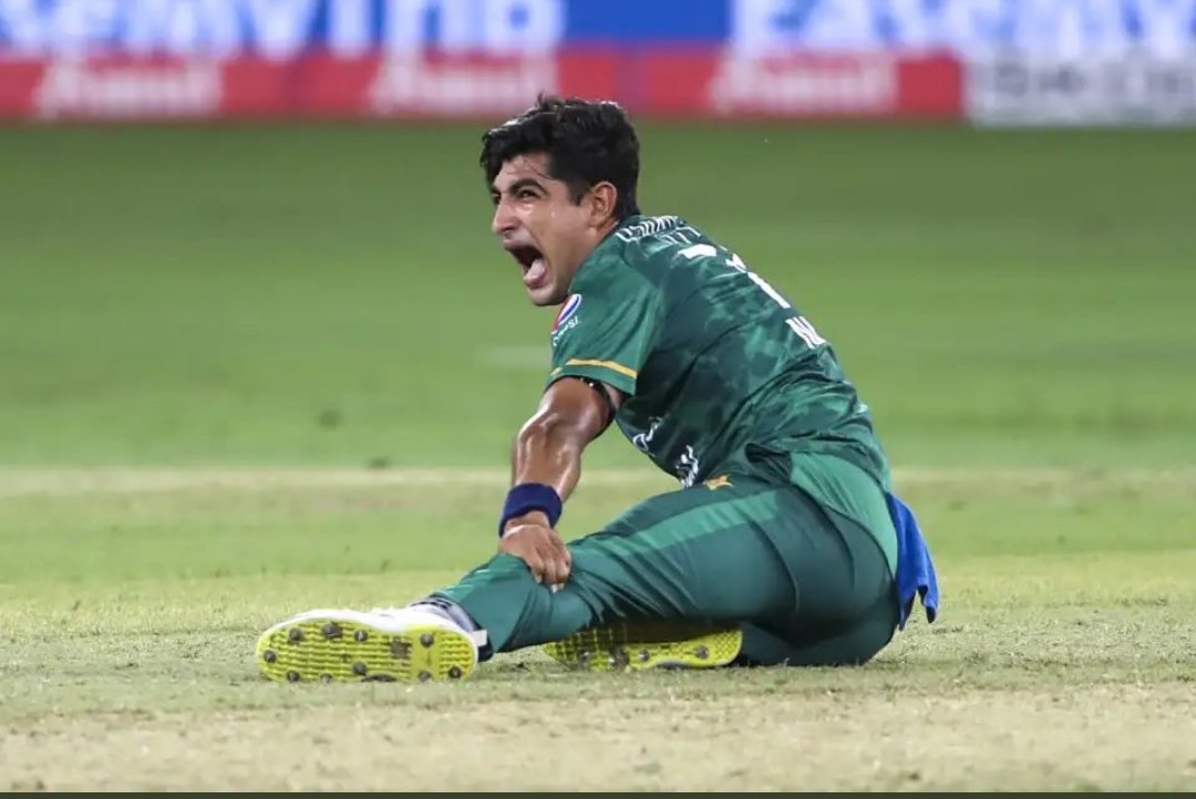 Faziii786's tweet photo. My heart goes for Naseem Shah and Haris Rauf who bowled death overs even when they had cramp in their legs. They deserve appreciation.
#Faizii_mir https://t.co/HVVxF7DOe9