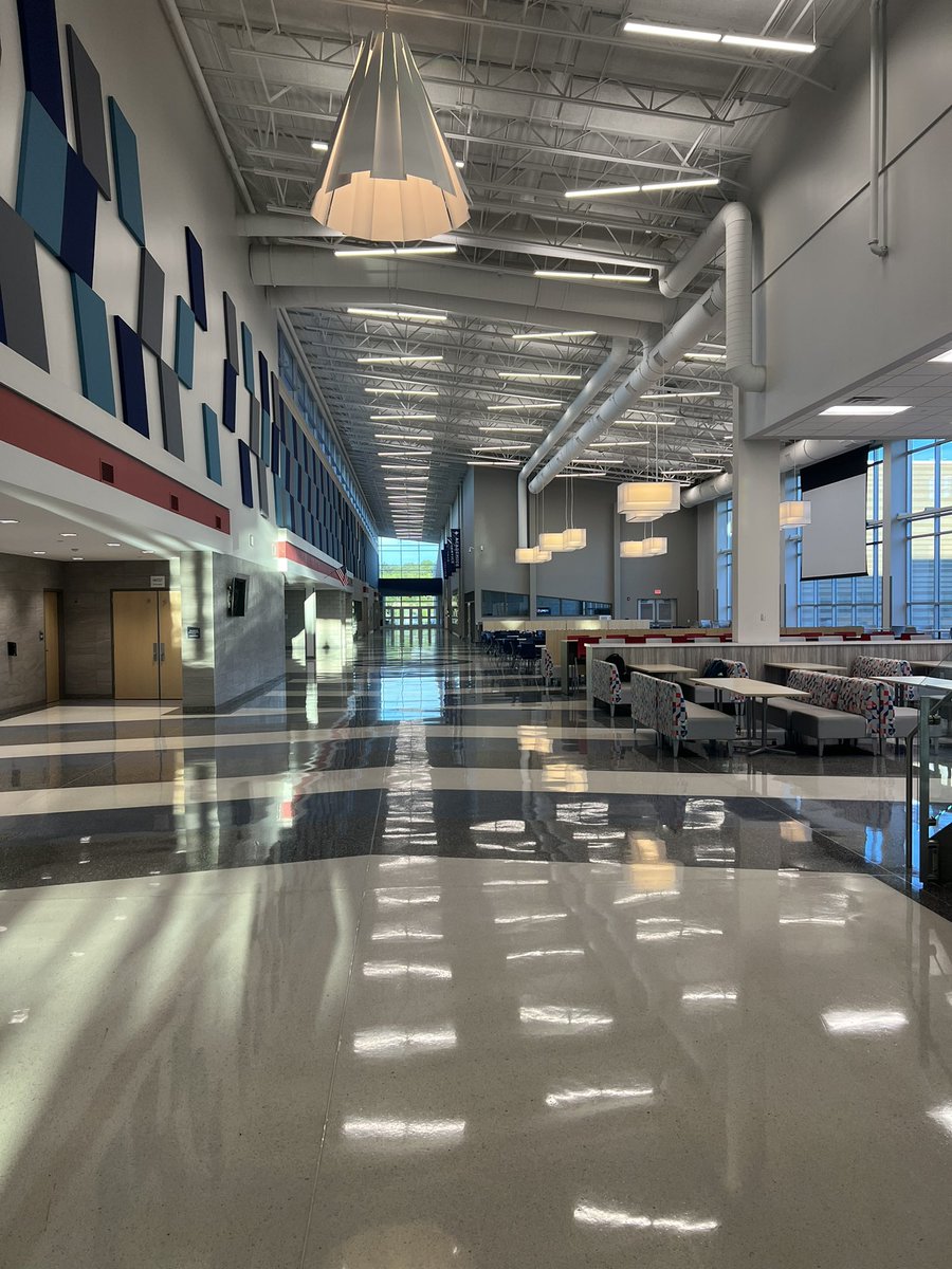 First day of the best year! Welcome to the Class of 2026!