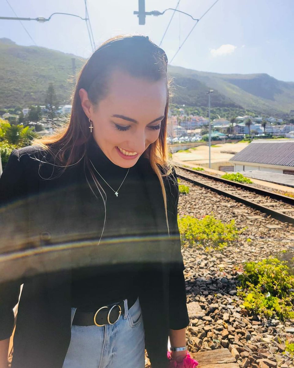 Tatjana Schoenmaker tweet media