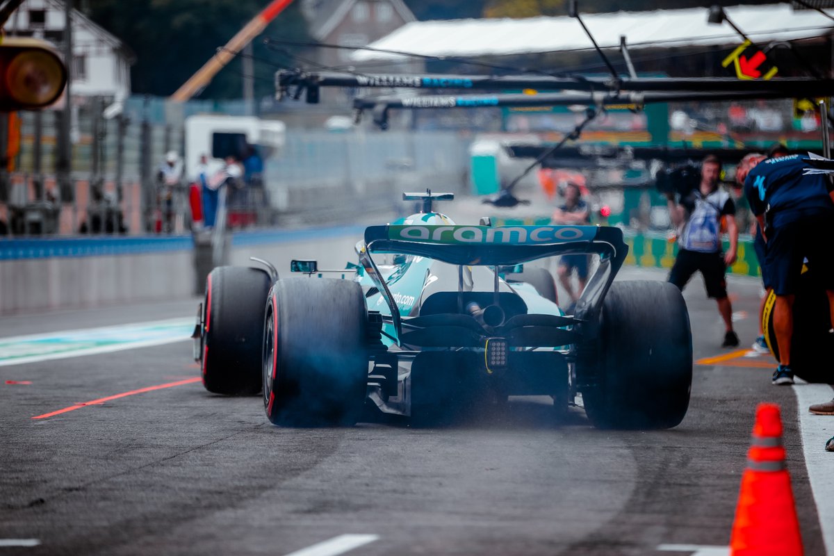 AstonMartinF1's tweet photo. Tyre warm-up: a short story...

#F1 #BelgianGP https://t.co/cGLIWlNyvm