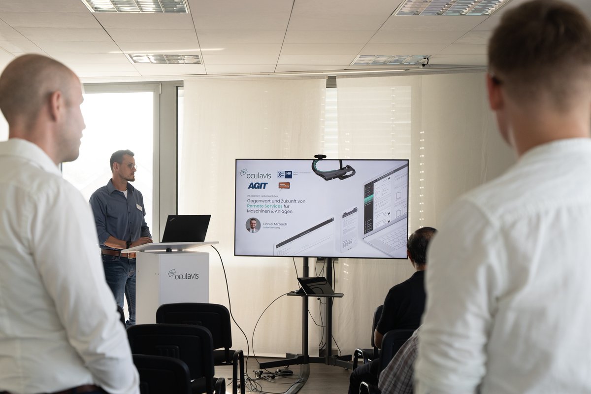 oculavis's tweet photo. Last Thursday, we hosted the 40th edition of the local networking event "Hallo Nachbar" in our premises.

It was a pleasure to introduce @oculavis to local companies in and around #Aachen, to socialise and talk about new about the future of #service.

See you next time! 👋 https://t.co/qu9B0CHD9V