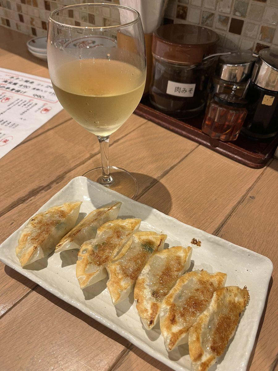 １日の腰痛がこれで吹っ飛んだ🤣最上級のご馳走👏👏👏博多に住みたい😂😂

#吉方位 #福岡 #博多祇園 #夢は２拠点生活 #運気あっぷ