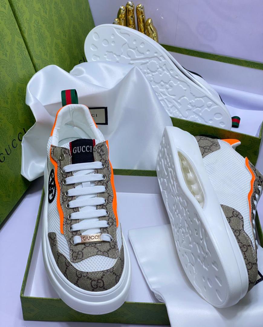legedisbenz's tweet photo. Gucci GG print 👣 2022  sneakers  now available in store 🛍️
SIZE 40-45
PRICE 🏷 N45,000 NAIRA 
kindly Retweet 🙏🏾 https://t.co/3gnwOIv123