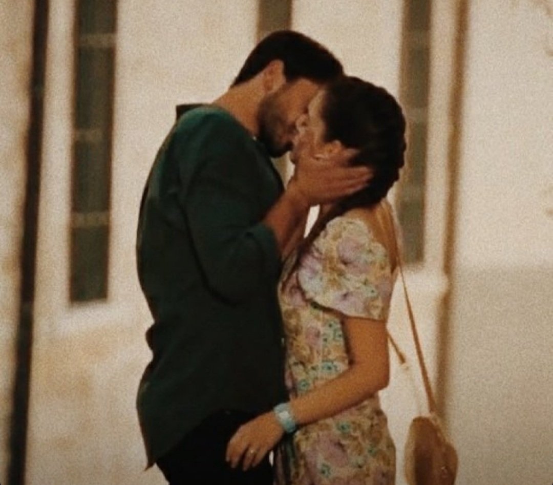 ama ben sizi çok özliyorum🥺
aşk çiftim

bugün günlerden #AyFer'im💙
#YağmurTanrısevrsin