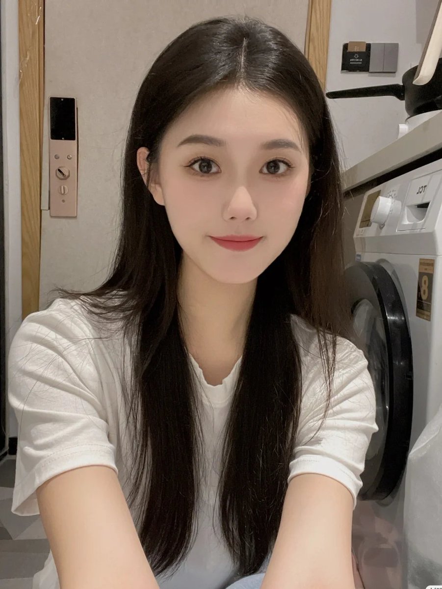 Sturt1O's tweet photo. 孤独的人，想有一个陪的就好了，寂寞的人想有个朋友，我想你来主动一点就好了，带上你的坐标私信我吧，我们了解一下，有可能今晚会发生自己想要的事情呢，#同城 #下线 https://t.co/muBguaf2sh
