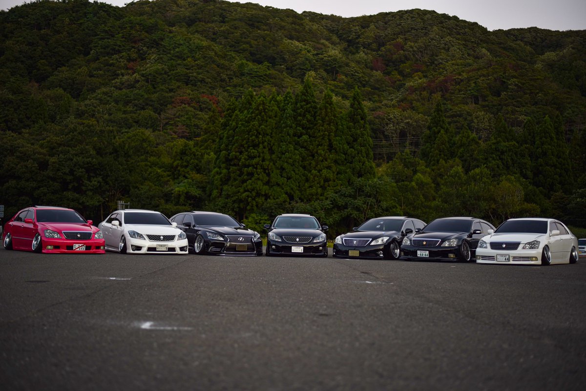 grs200_aiki9's tweet photo. 集合しりーず。

芋って当日直前で2cmも上げてきてしまったので次は着地リベンジ🔥 https://t.co/7QAQ0F0aYl