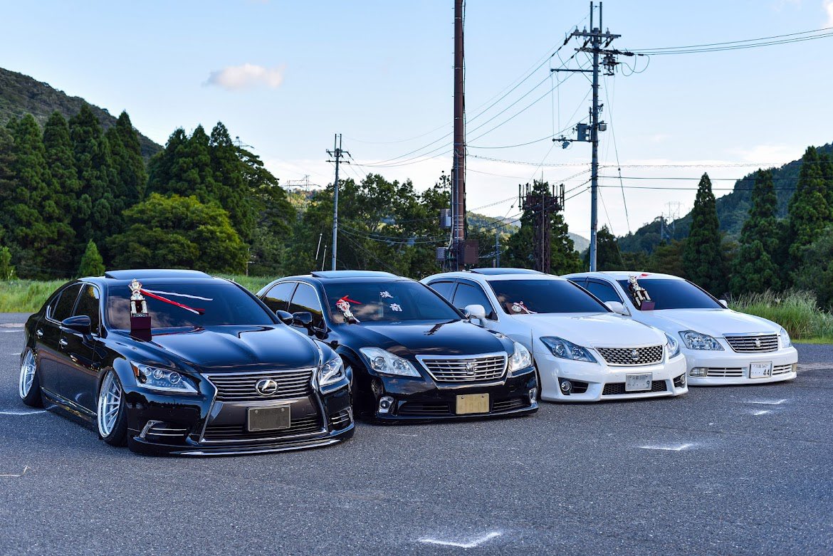 grs200_aiki9's tweet photo. 集合しりーず。

芋って当日直前で2cmも上げてきてしまったので次は着地リベンジ🔥 https://t.co/7QAQ0F0aYl
