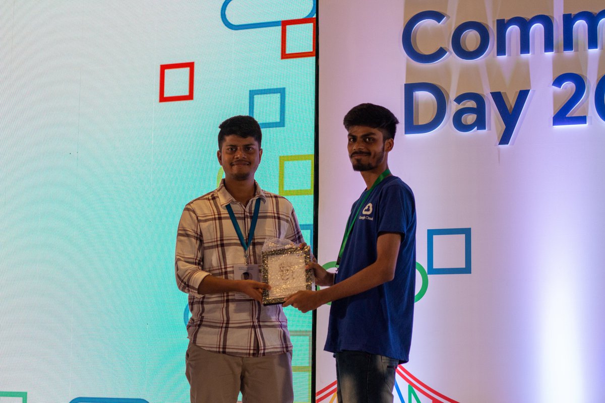Happy to be a part of such a successful mega event as a volunteer and a web team. It was all possible because we had an amazing team. Many thanks to all the organizers, speakers, sponsors, volunteers, attendees for making #CCDKol the largest dev conference of Eastern India. ❤️