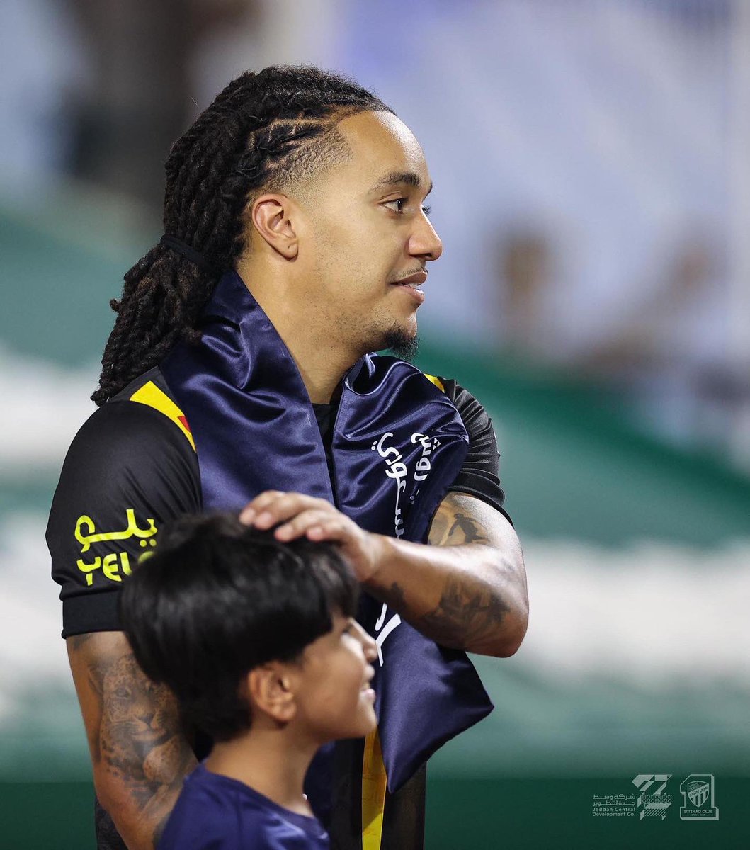 Helder Costa tweet media