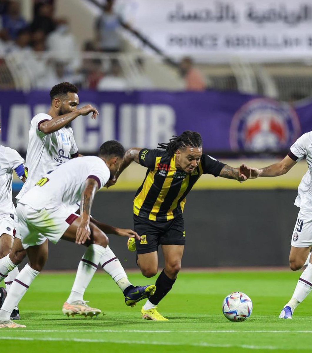 Helder Costa tweet media