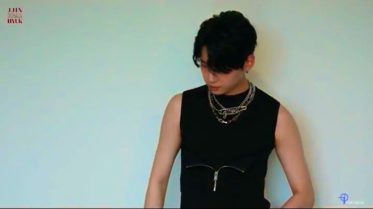 BabysunErk's tweet photo. ใใฃใใใ๐ฅน
#์ด์งํ #LEEJINHYUK #ใคใธใใงใฏ #ๆ้ญ่ตซ #๋ธ์ดํ์ #Comeback #Vcountdown #5ight #Crack https://t.co/mO4nxnGeVW