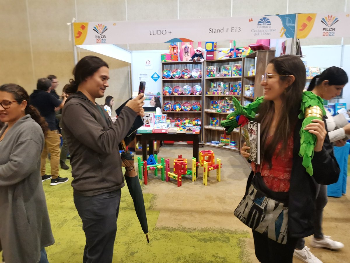 comictlancomics's tweet photo. Quetzalcoatl desatado en la Feria internacional del libro de Costa Rica https://t.co/MtulVfddkv