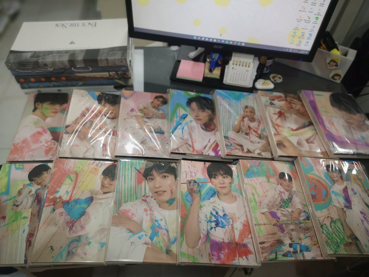JhienevaAnne's tweet photo. Hello po. Dumating na po lahat ng albums from @DalbitCornerPH 5 FTS albums + ot13 FTS Carat Ver. Super salamat po. Kahit na walang dumating ni isang random Dk pc. Opo. Haha kahit hindi umuwi ang bias ko kahit 18 albums na binili ko. Okay lang ako Ok lang talaga ako #DALBIThanks https://t.co/hScL9kgUdo