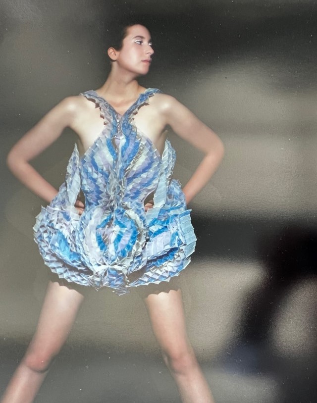 clothandmemory's tweet photo. #fashion for #womenwarriors from @UniCreativeArts #MAtextiles Farnham 2022 graduate Wai-Chi Chong exhibition now till Sat 3 Sept @WomenoftheCloth @textile_history @UCAROffice #conceptualclothing https://t.co/i53X89LTFB