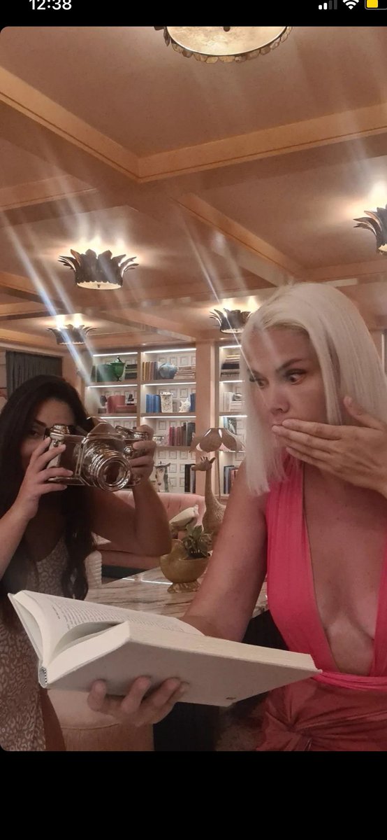 dropthattrash's tweet image. When the hotel perfectly fits your aesthetic