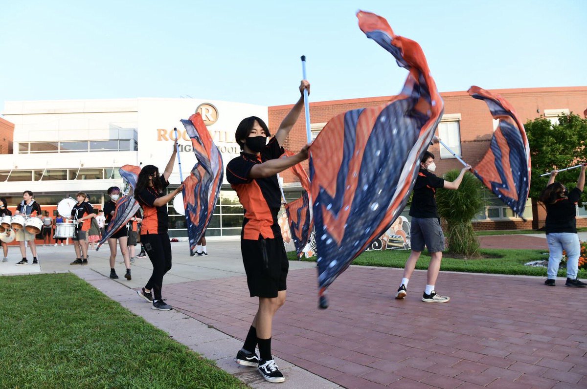 MCPS's tweet image. Welcome back to all of our students and thank you to staff for all you've done to prepare for today's return. We hope you have a great first day of school and a wonderful school year! #MCPSFirstDay