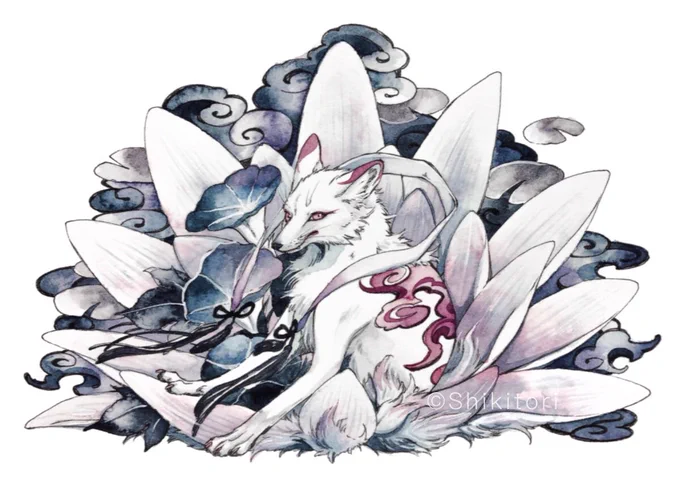 2015年から尾が花になっている尾咲狐(オサキギツネ)というオリジナルの妖狐を描いています私自身ずっと絵を描いて来た中で、自分の代表にしたいと強く思ったキャラクターです、多くの方に知って頂けたら嬉しいです 