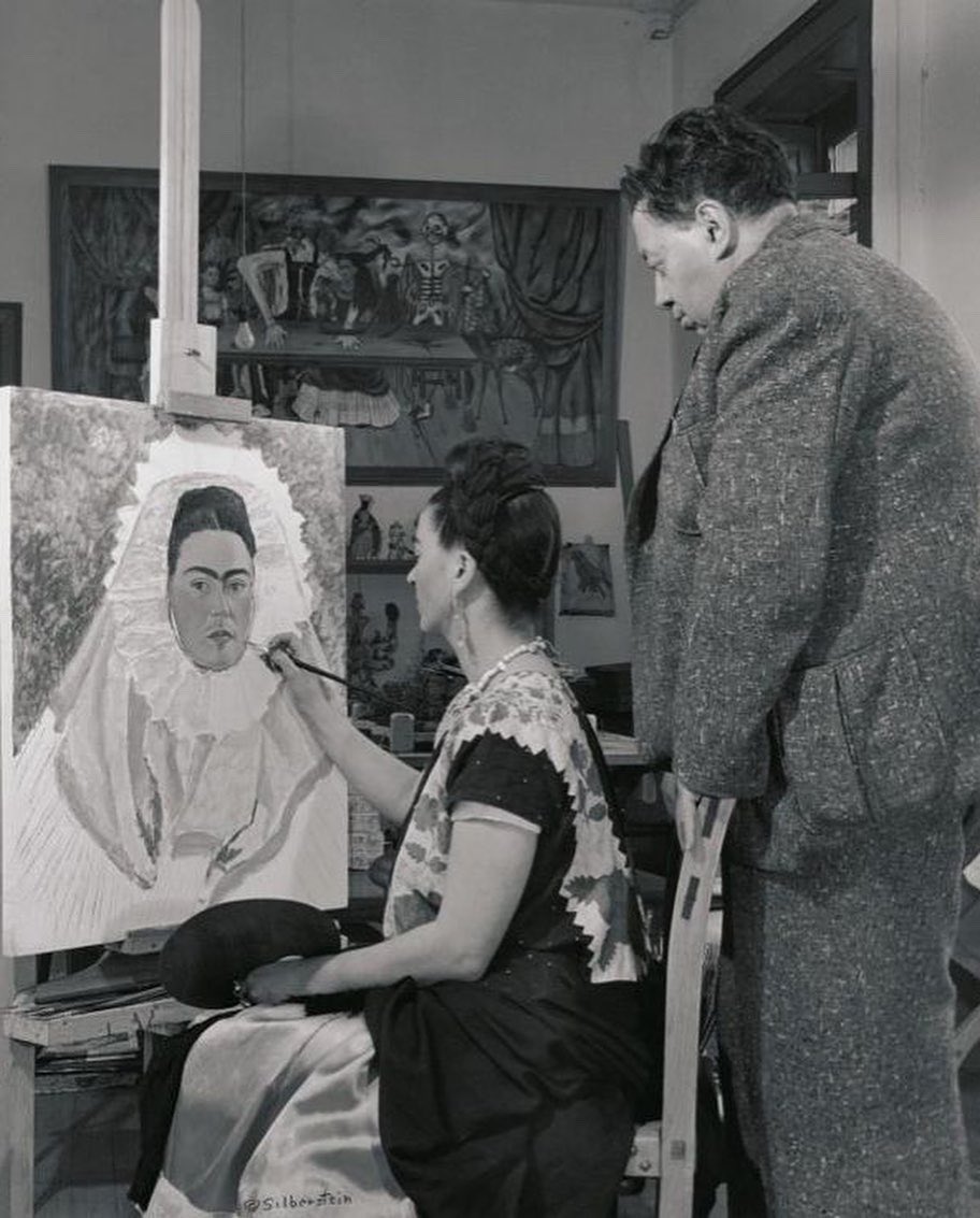 fineartcatalog tweet media