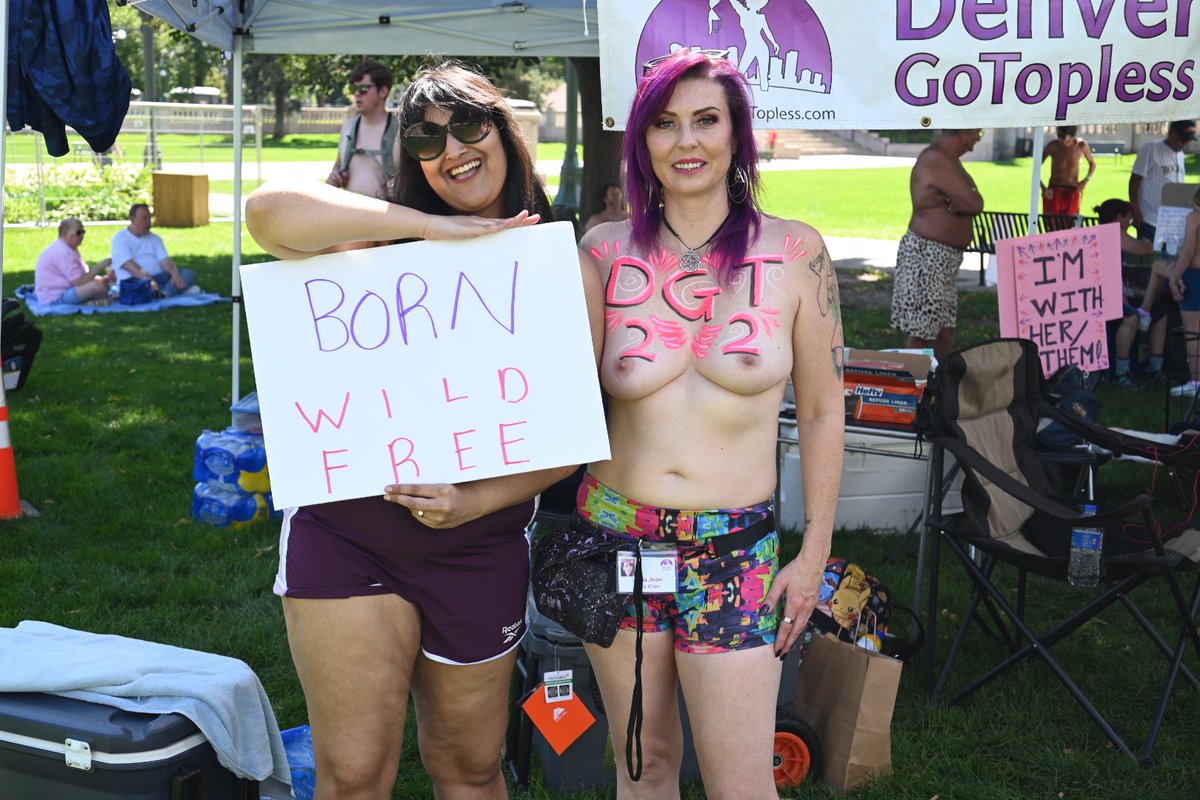 KatabelleVA's tweet photo. #Denvergotopless #DGT2022 #freethenipple #equality #genderequality #YesItsLegal 
#freedom #denver #boobies #DenverGoTopless2022 #bornnaked   #DGT Denver Go Topless March https://t.co/zcCH2Ez29h