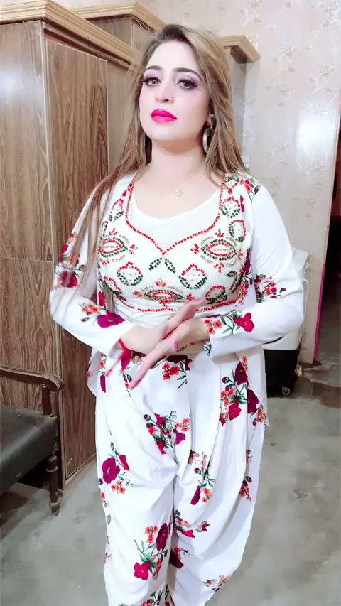Muhamma12174943's tweet photo. #foryou #mehakfame #Likee
 #LIKEEapp https://t.co/8GrRfkKe2B https://t.co/Or4mF837pO