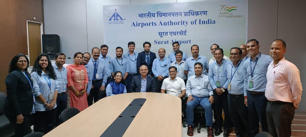 AAI_Official's tweet photo. #Aviation #TerminalExtension #Gujarat #AmazingGujarat #GujaratTourism #Tourism #TravelSafe #Airport #AirportTerminal #AAICares #ProvidingTheBest https://t.co/I2mYiuGYJe