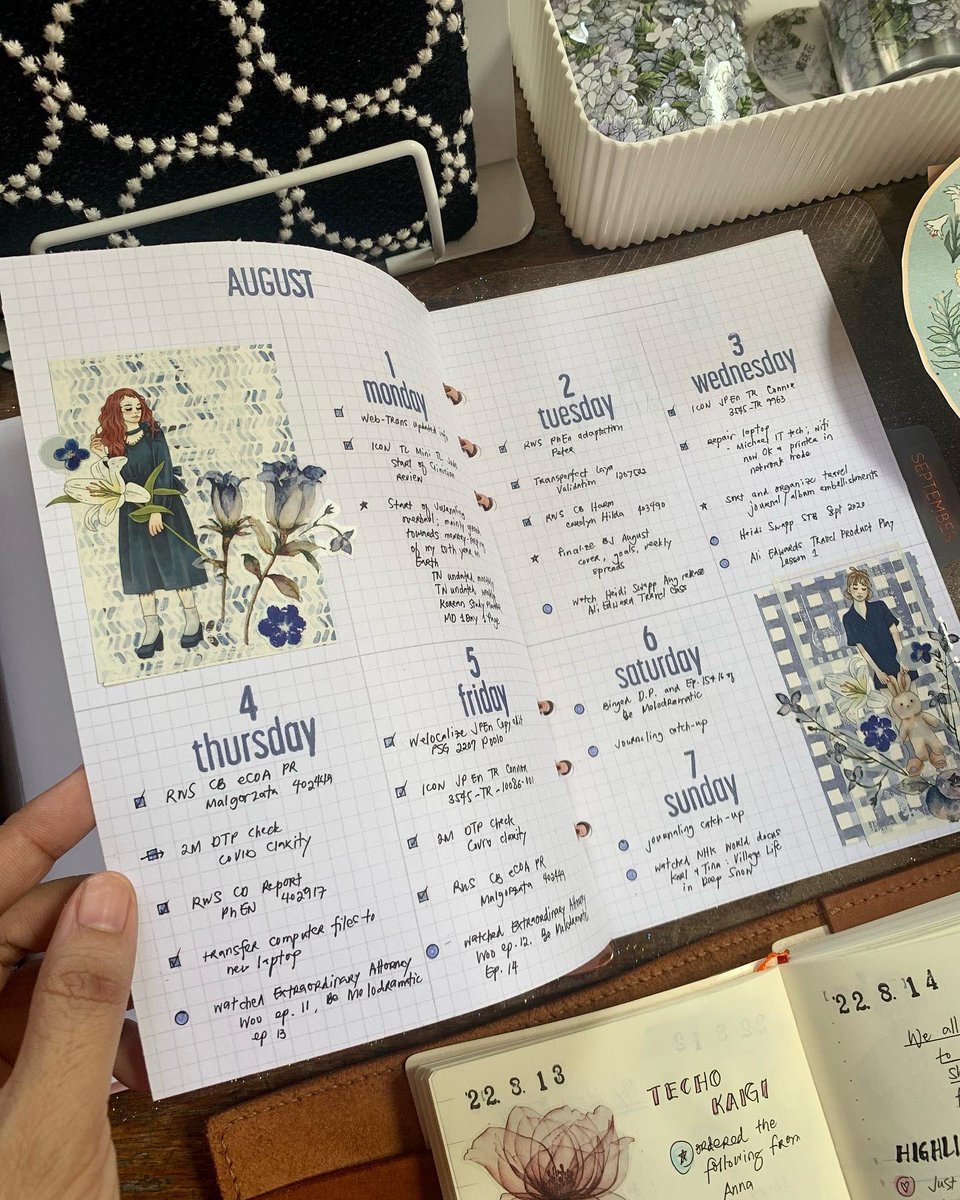 BujoStudyLove's tweet photo. Week 31 in my bullet journal. 😊🫰🏻
#bulletjournal #showmeyourjournal #showmeyourplanner #windryr #beingfaye #platinumpreppy #loveforanalogue #文具 #手帳 #hobonichi #ほぼ日手帳 #ほぼ日 #journalingsupplies #plannersupplies #frecklestea #feedyourcraft https://t.co/hW9hwIllCi