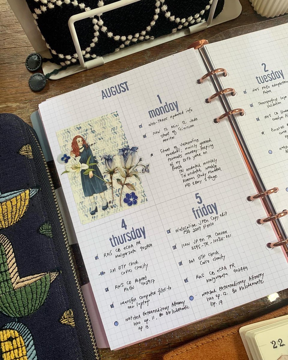BujoStudyLove's tweet photo. Week 31 in my bullet journal. 😊🫰🏻
#bulletjournal #showmeyourjournal #showmeyourplanner #windryr #beingfaye #platinumpreppy #loveforanalogue #文具 #手帳 #hobonichi #ほぼ日手帳 #ほぼ日 #journalingsupplies #plannersupplies #frecklestea #feedyourcraft https://t.co/hW9hwIllCi