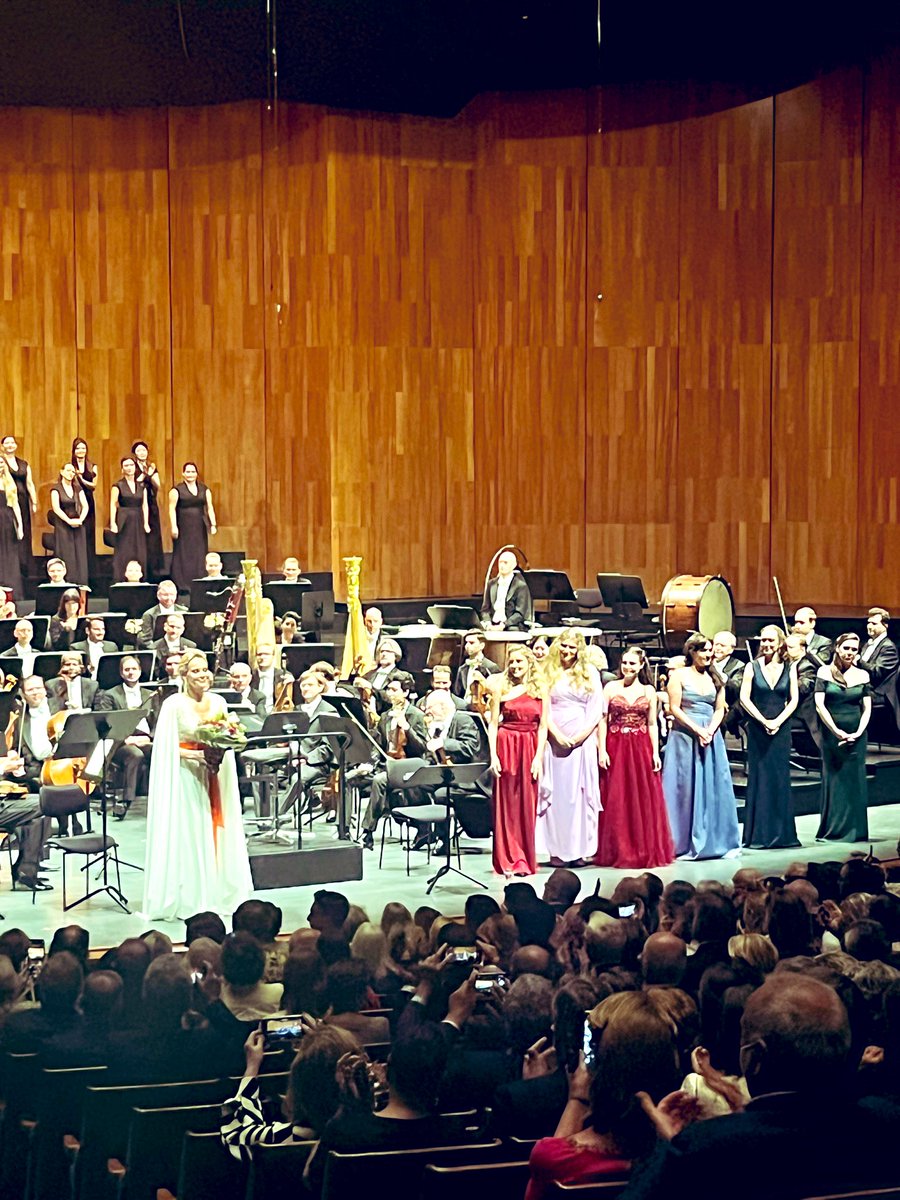 What a  festival summer!! Our YSP22 artists made their <a href="/SbgFestival/">Salzburg Festival</a> debuts in #IlTrittico #KataKabanova #Aida #DerTeufel #Concert under <a href="/DBarenboim/">Daniel Barenboim</a>, #DanieleRustioni, Masterclasses with <a href="/pianomalk/">Malcolm Martineau</a> <a href="/Lisette_Oropesa/">Lisette Oropesa</a> ,<a href="/piotrbeczala/">Piotrbeczala</a>.Evamaria and I couldn’t be prouder.