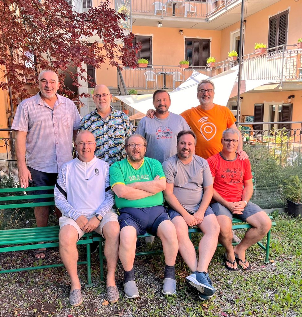 MaristasMedit's tweet photo. El Consejo Provincial se ha reunido en la Casa #Marista de #Entracque para programar el nuevo curso. Se han tratado muchos temas con toda la reflexiรณn y diรกlogo a los que invita el entorno; ademรกs de visitar la comunidad de hermanos mayores de #Carmagnola
#SomosMaristas ๐ https://t.co/z0P5qBgTP2