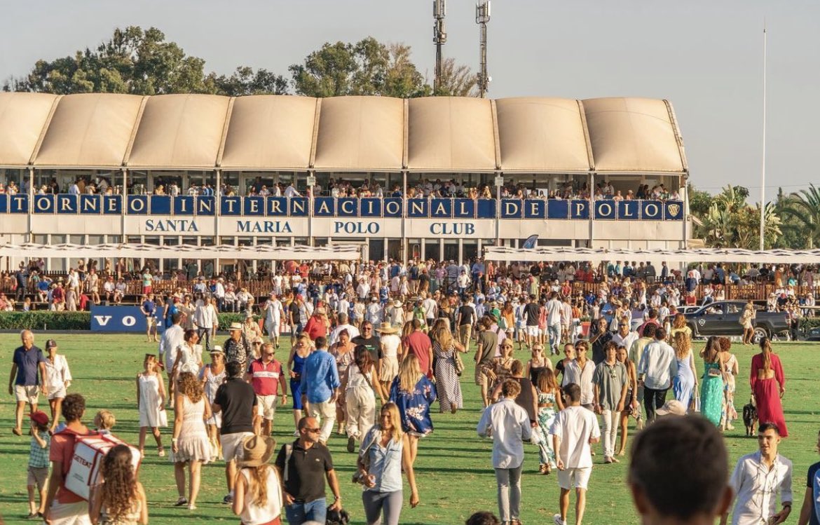 Sponsory tweet media