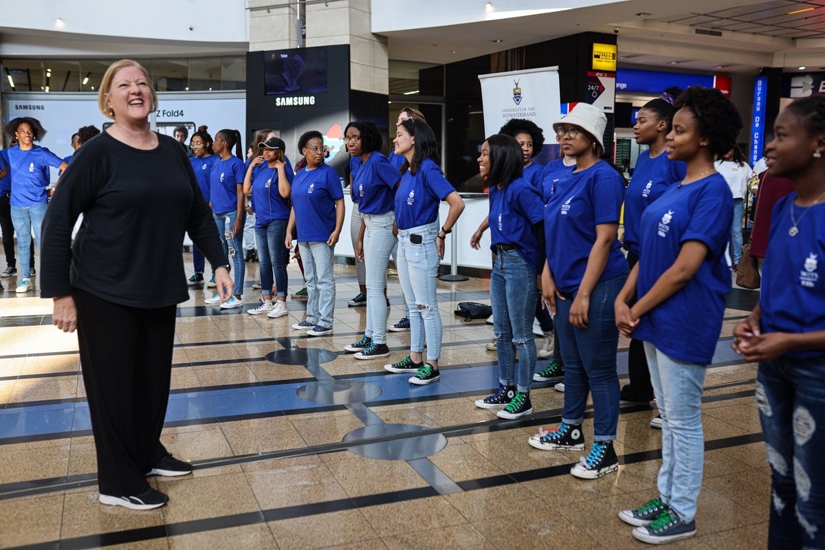 WitsUniversity's tweet photo. Count Down to #WitsHomecoming Weekend.
Catch @TheWitsChoir at the Free People's Concert
3 September 2022 | 12h00 – 02h00
DIG Field, West Campus

Buy your R100 Ticket Now on @webticketsSA 
https://t.co/Pzx1qbCPfx 

#WitsForGood #Wits100 #CentenaryCelebrations #WitsChoir https://t.co/w5U3N0KFSM