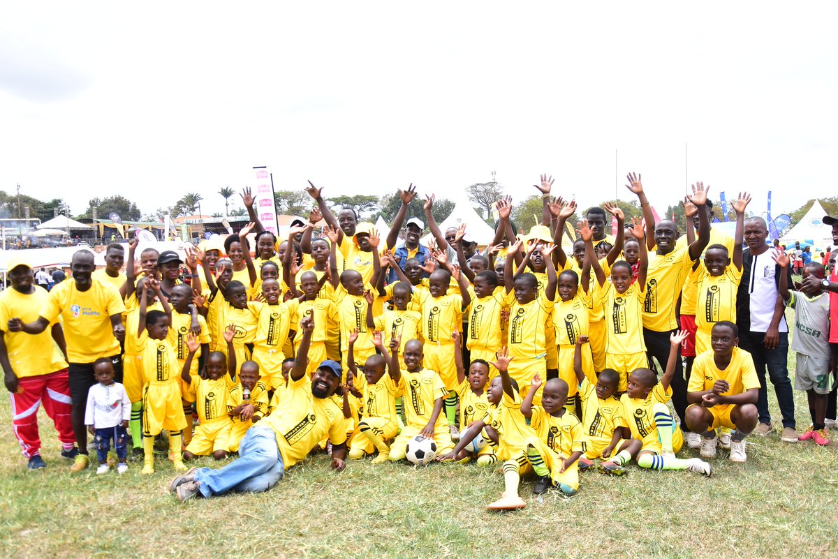 UgandaCorporate's tweet photo. Cheers to the Board , Executive  @UgandaCorporate......the Companies that compose the League.
Thanks alot to @mtnug for responding to our Call -  Sponsorship.
Cheers to @NBLUganda  for always making the League Mighty.... @acholidi @UgandaCorporate Chair Person https://t.co/smD4BsIKTR