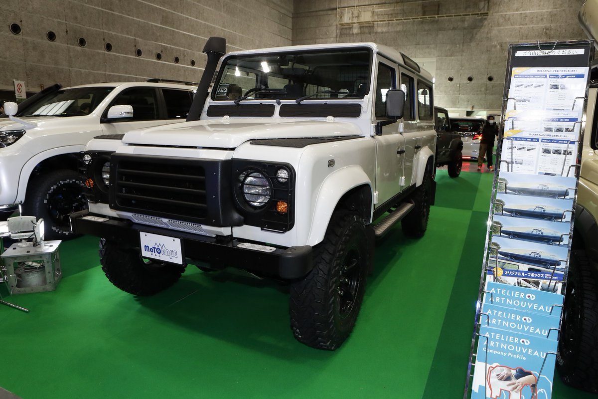 GEOLANDAR_JP's tweet photo. 大阪オートメッセ2022 #GEOLANDAR 装着カスタムカーのご紹介🚙
モトレージ / MOTORAGE様
車輛:ランドローバー ディフェンダー
装着タイヤ:GEOLANDAR M/T G003
サイズ:LT255/85R16
#YOKOHAMA #ヨコハマタイヤ #ジオランダー
#MT #G003 #ディフェンダー #モトレージ #MOTORAGE #SUVタイヤ https://t.co/U1i74zKmS2